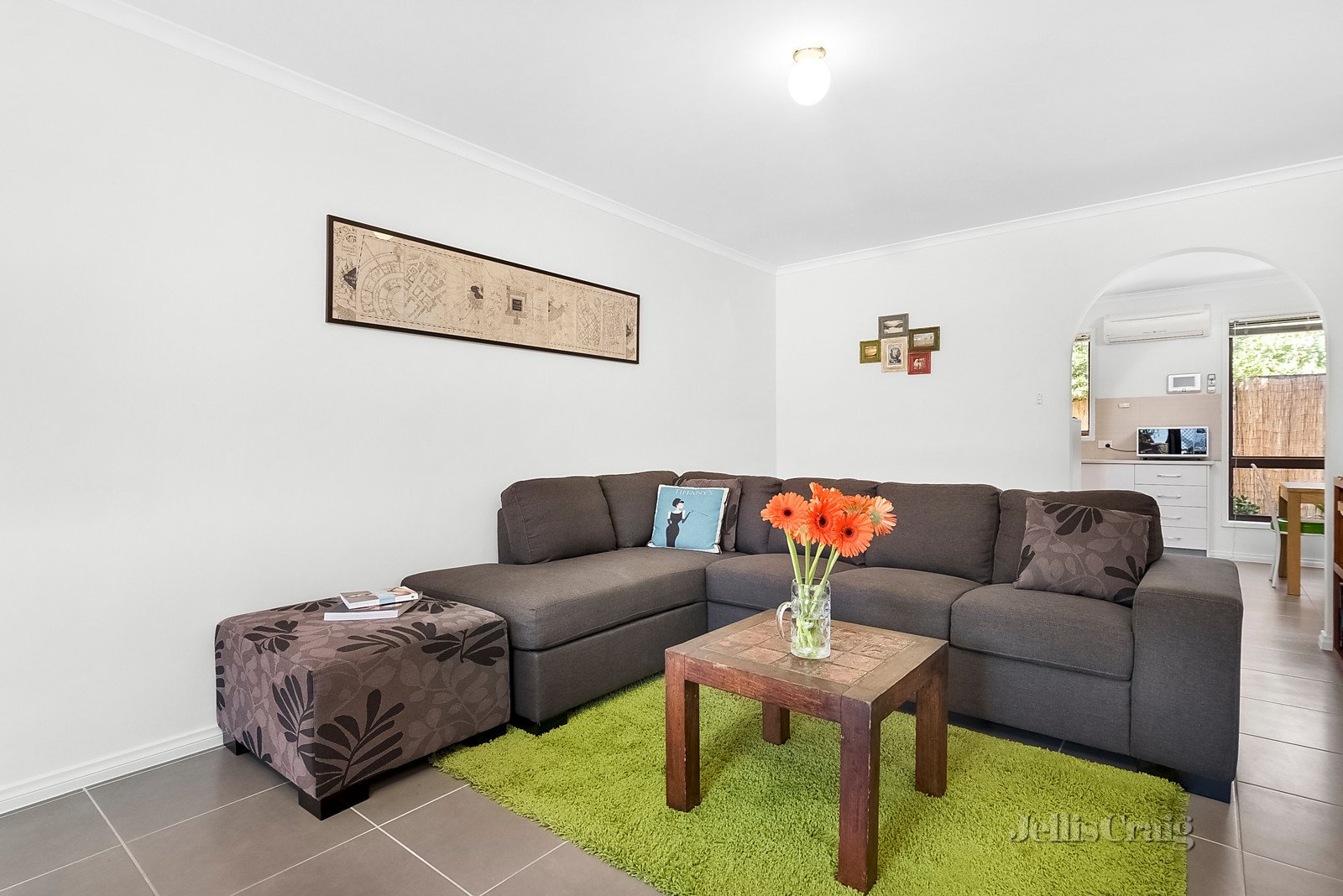 12/103 Mickleham Road, Tullamarine image 2