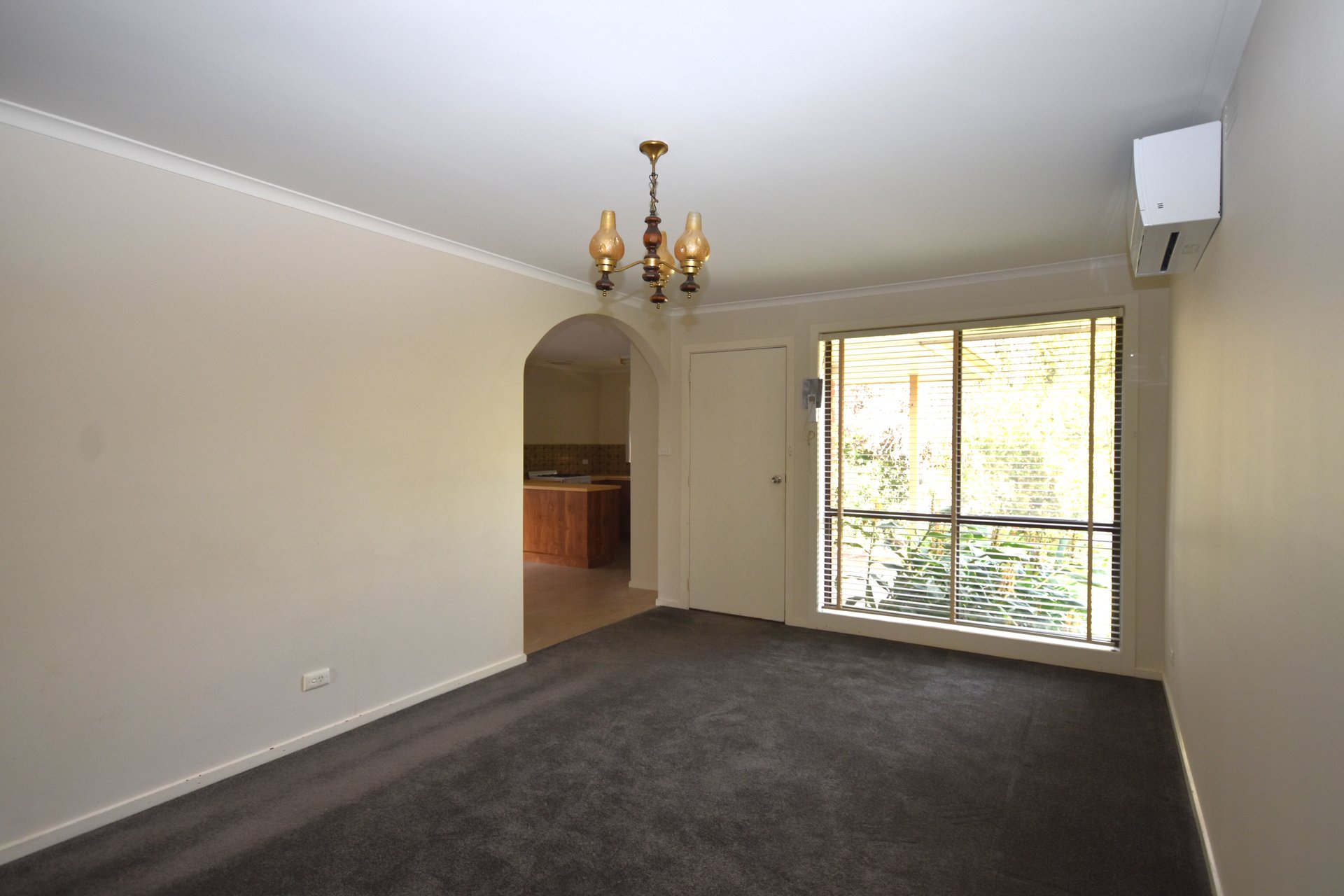 12/104 Sherlock Road, Mooroolbark image 2