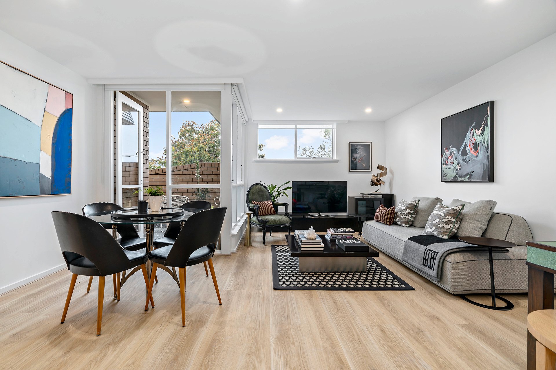 Property Gallery Thumbnail 5