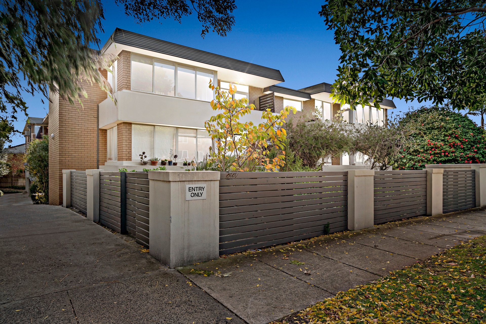 Property Gallery - Main Image