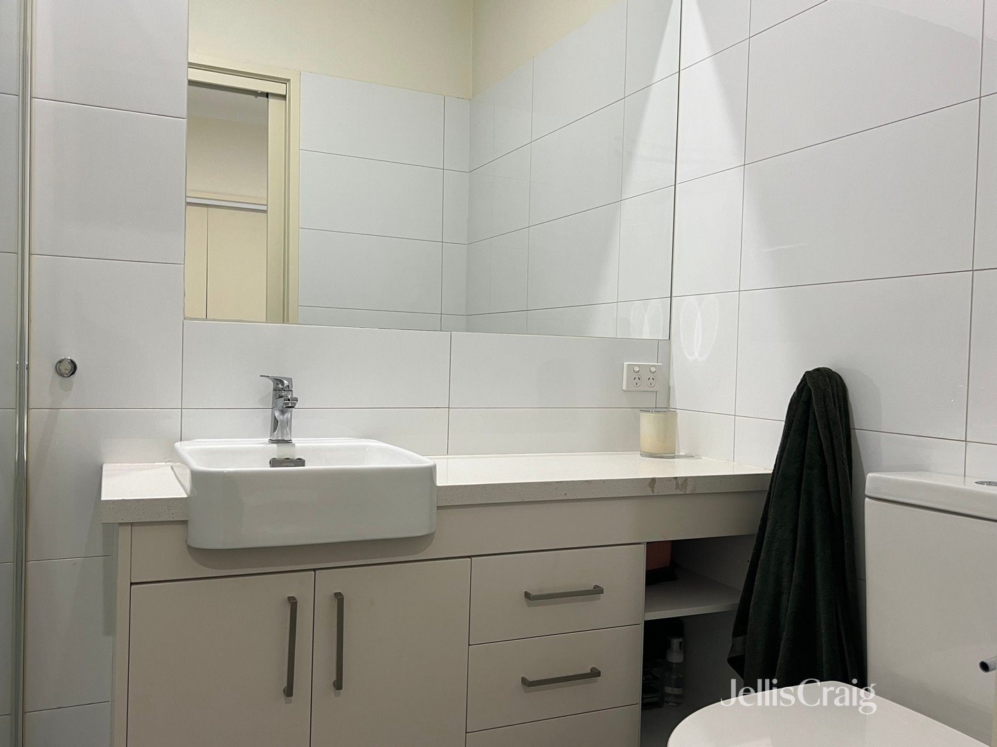 12/11-15 Basil Street, Newport image 7