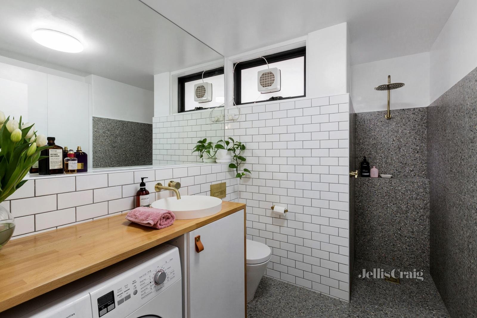 12/110 Caroline Street, South Yarra image 6