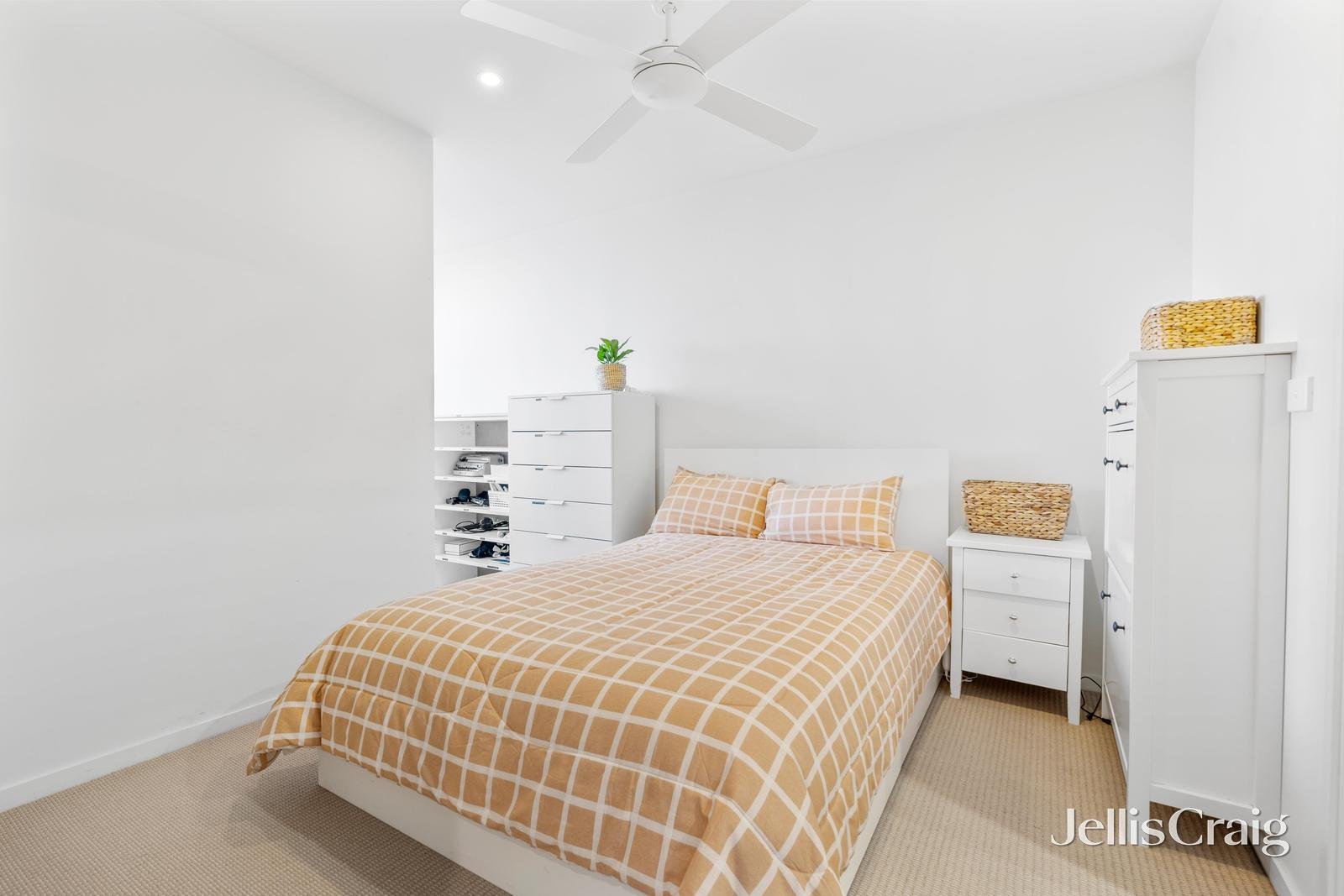 1211/39 Kingsway, Glen Waverley image 5