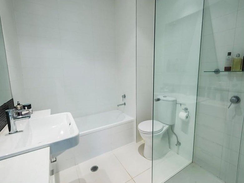 Property Gallery Thumbnail 7
