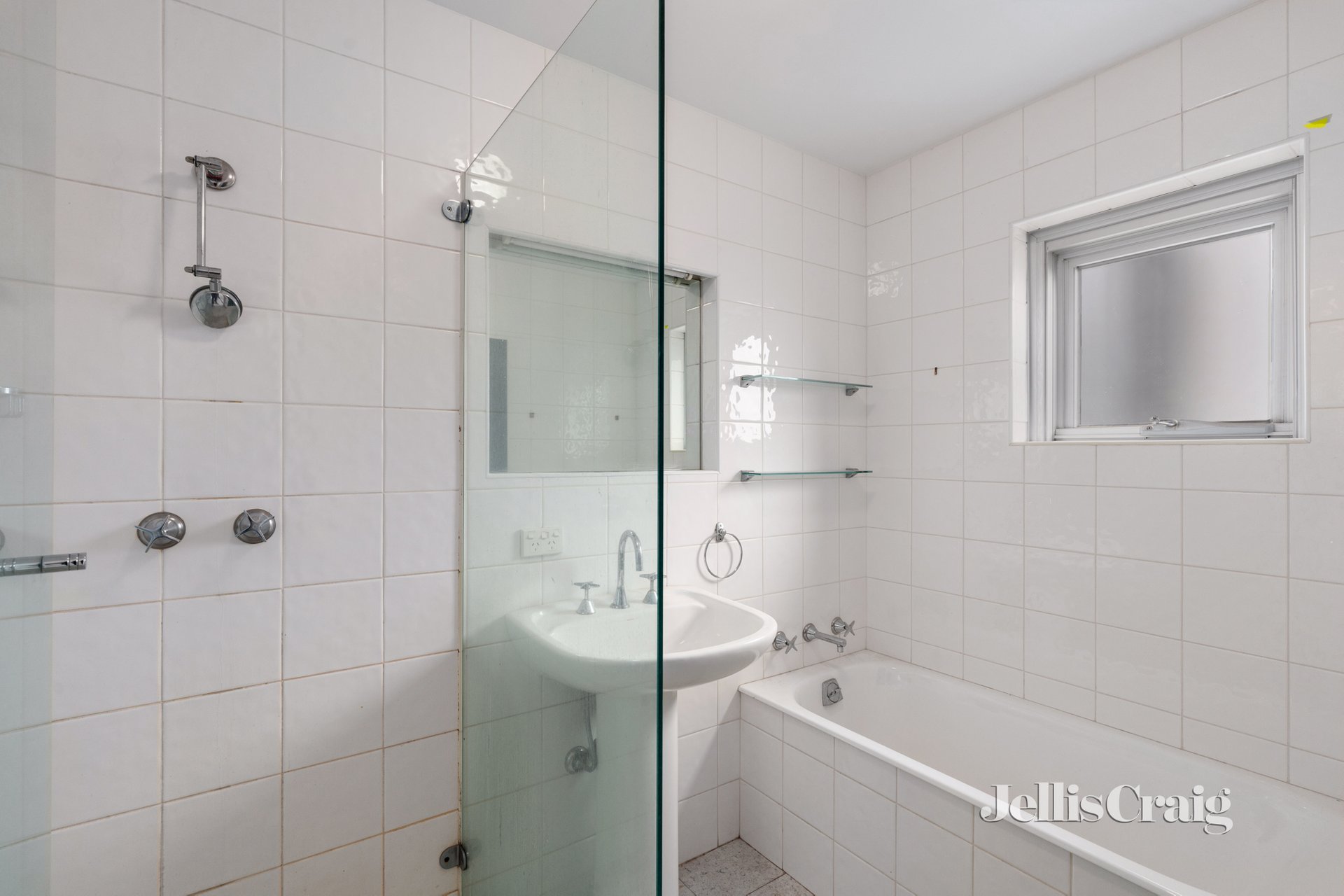 12.1/193 Domain Road, South Yarra image 7