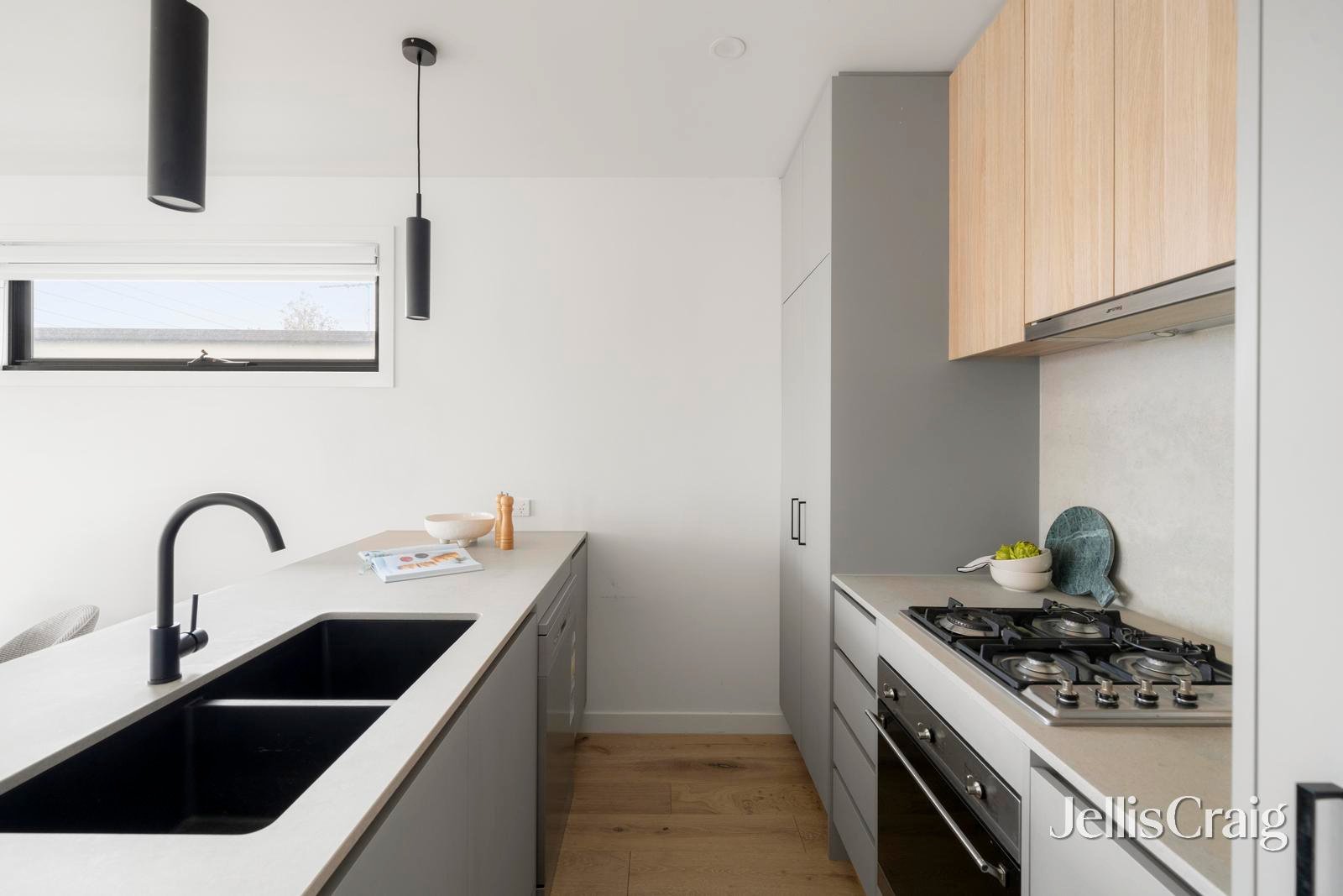 1/212 Arthur Street, Fairfield image 3