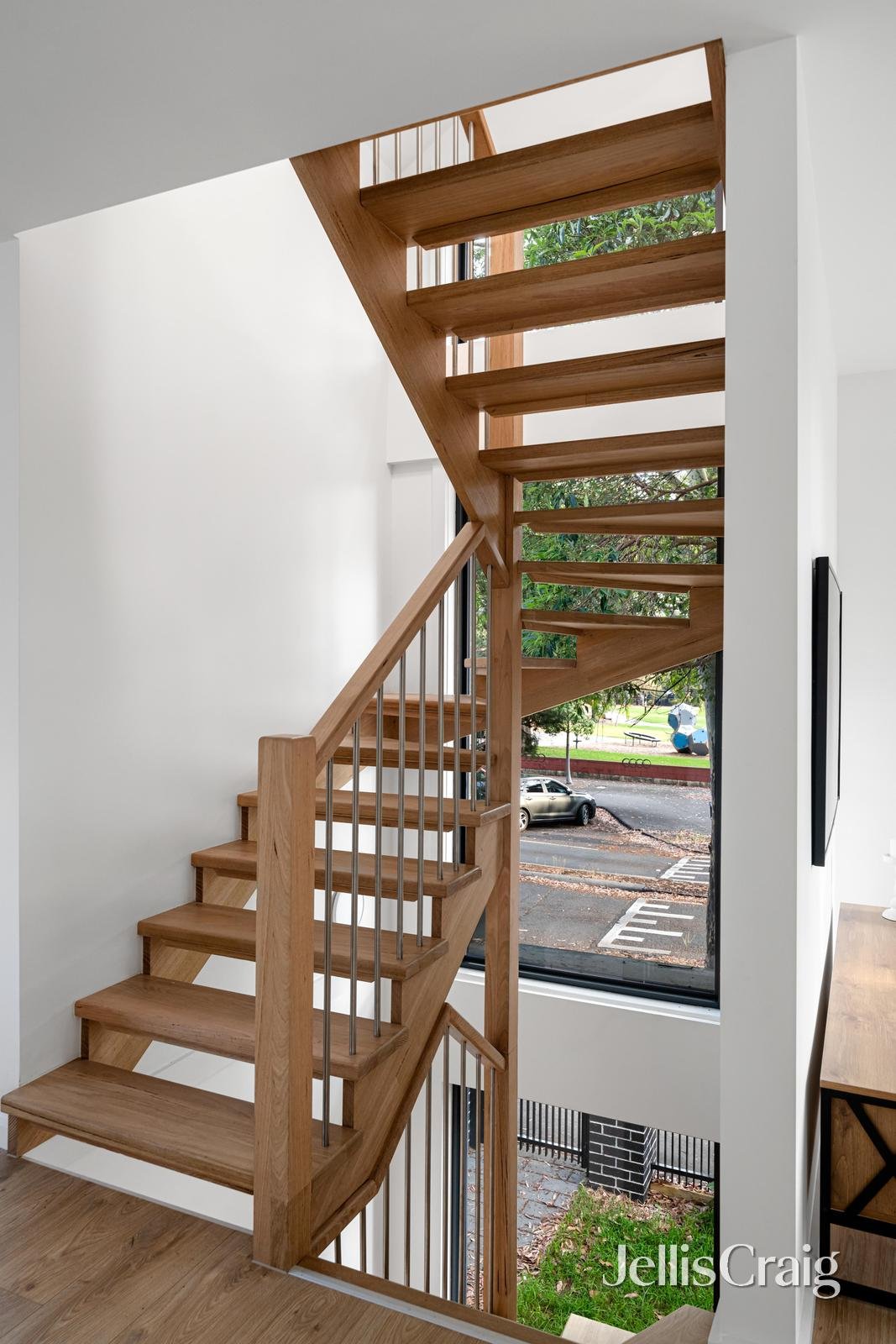 1/212 Barkly Street, Brunswick image 14