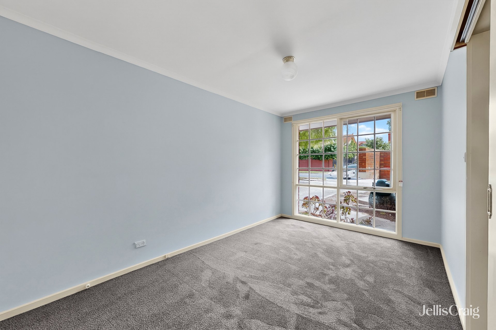1/212 Pascoe Vale Road, Essendon image 8
