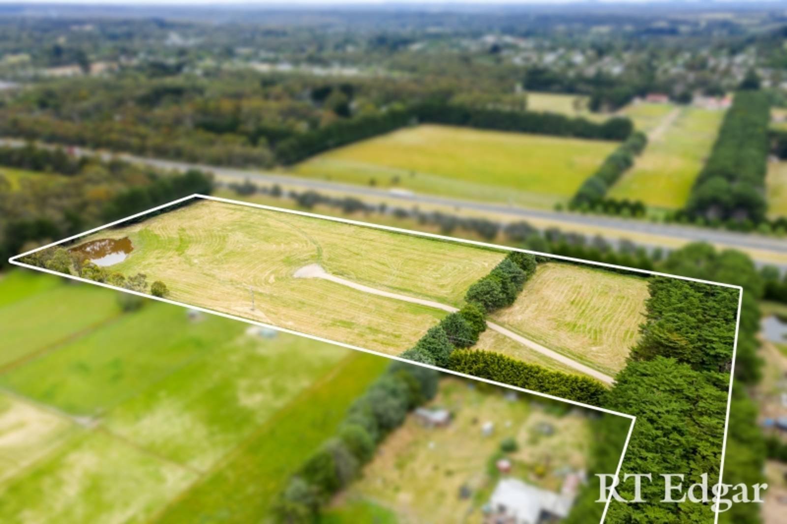 Property Gallery Thumbnail 3