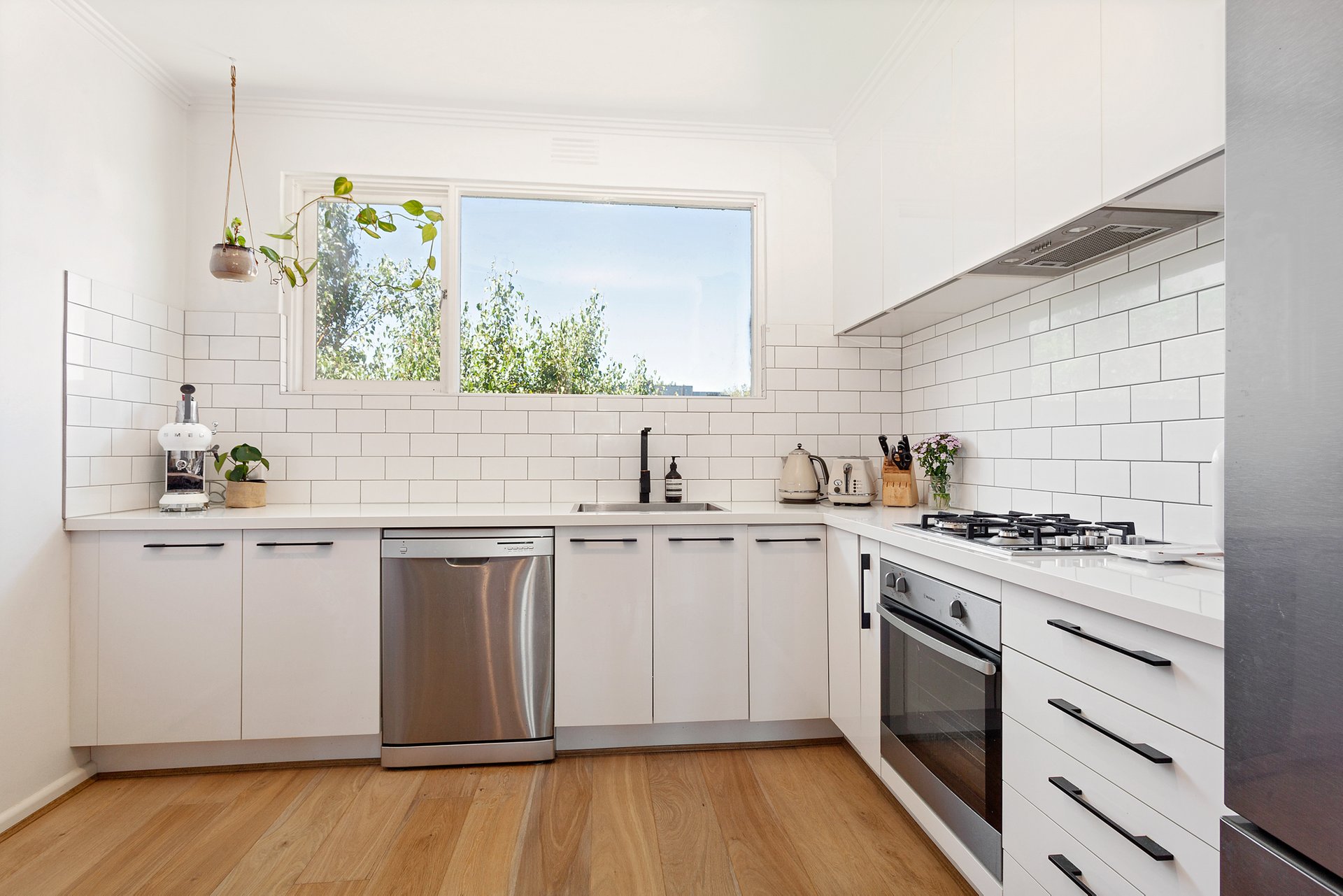Property Gallery Thumbnail 3