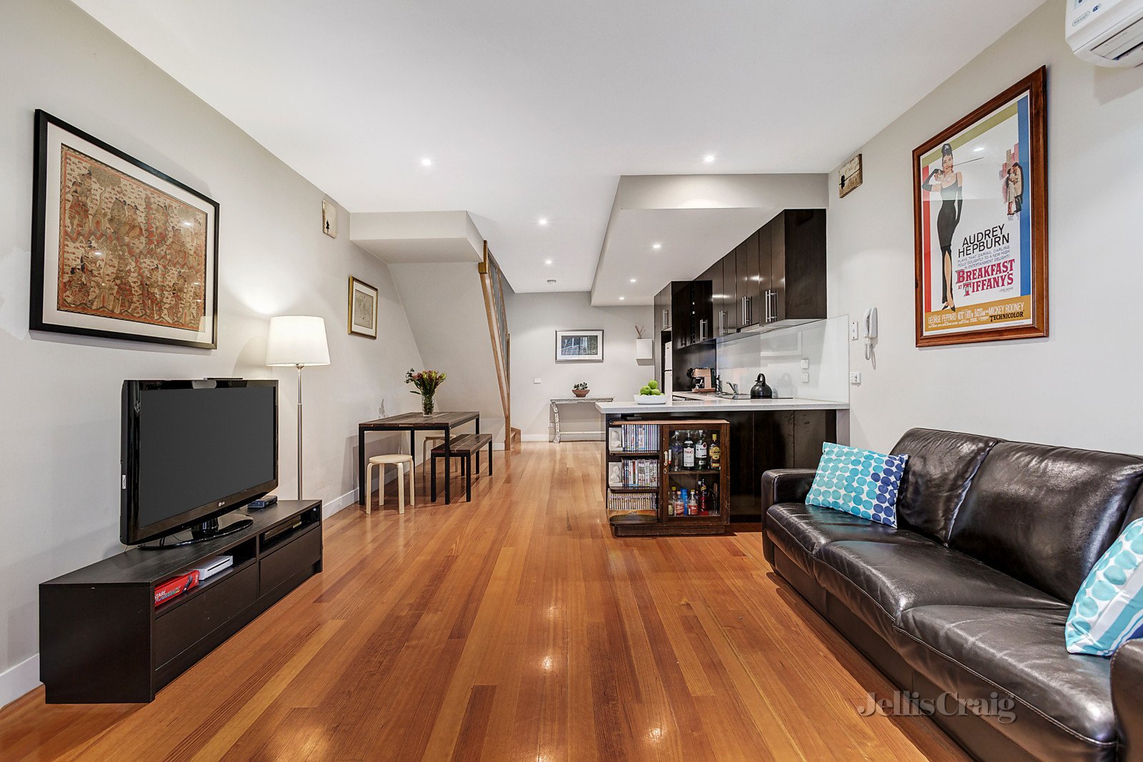 1/214 Lygon Street, Brunswick East image 3