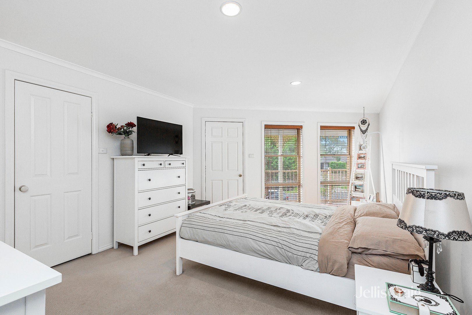 1/214 Queen Street, Altona image 5