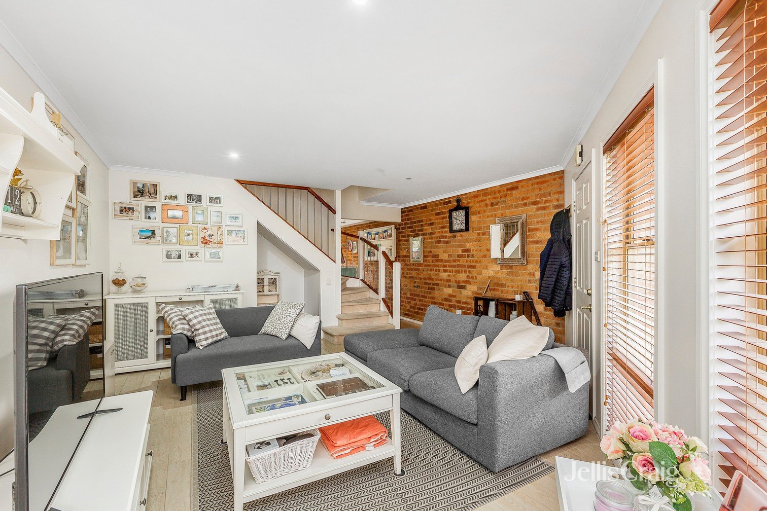 1/214 Queen Street, Altona image 4