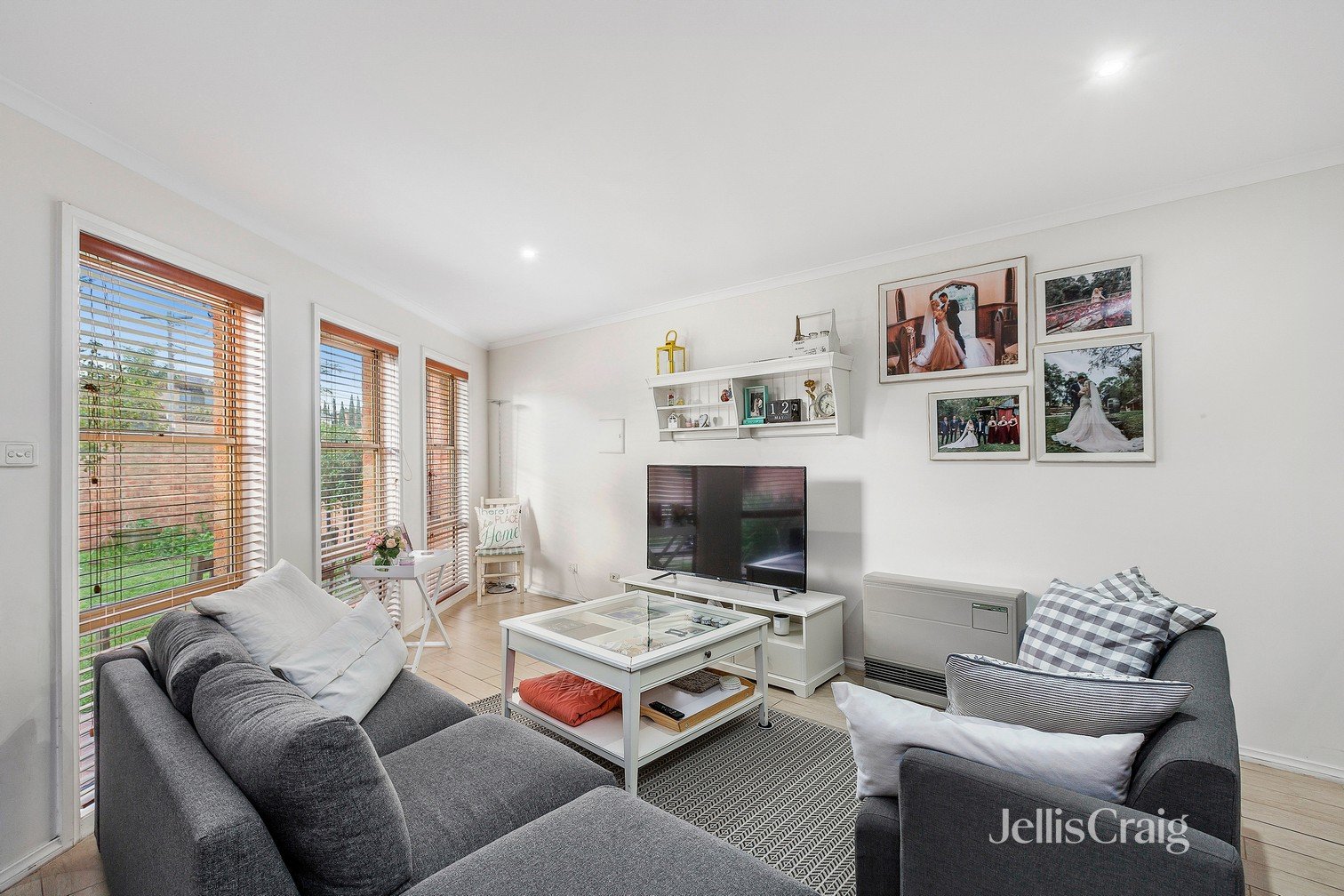 1/214 Queen Street, Altona image 5