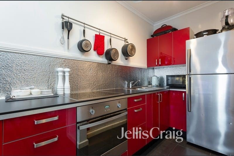 12/14 Stevedore Street, Williamstown image 5