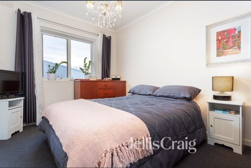 12/14 Stevedore Street, Williamstown image 6