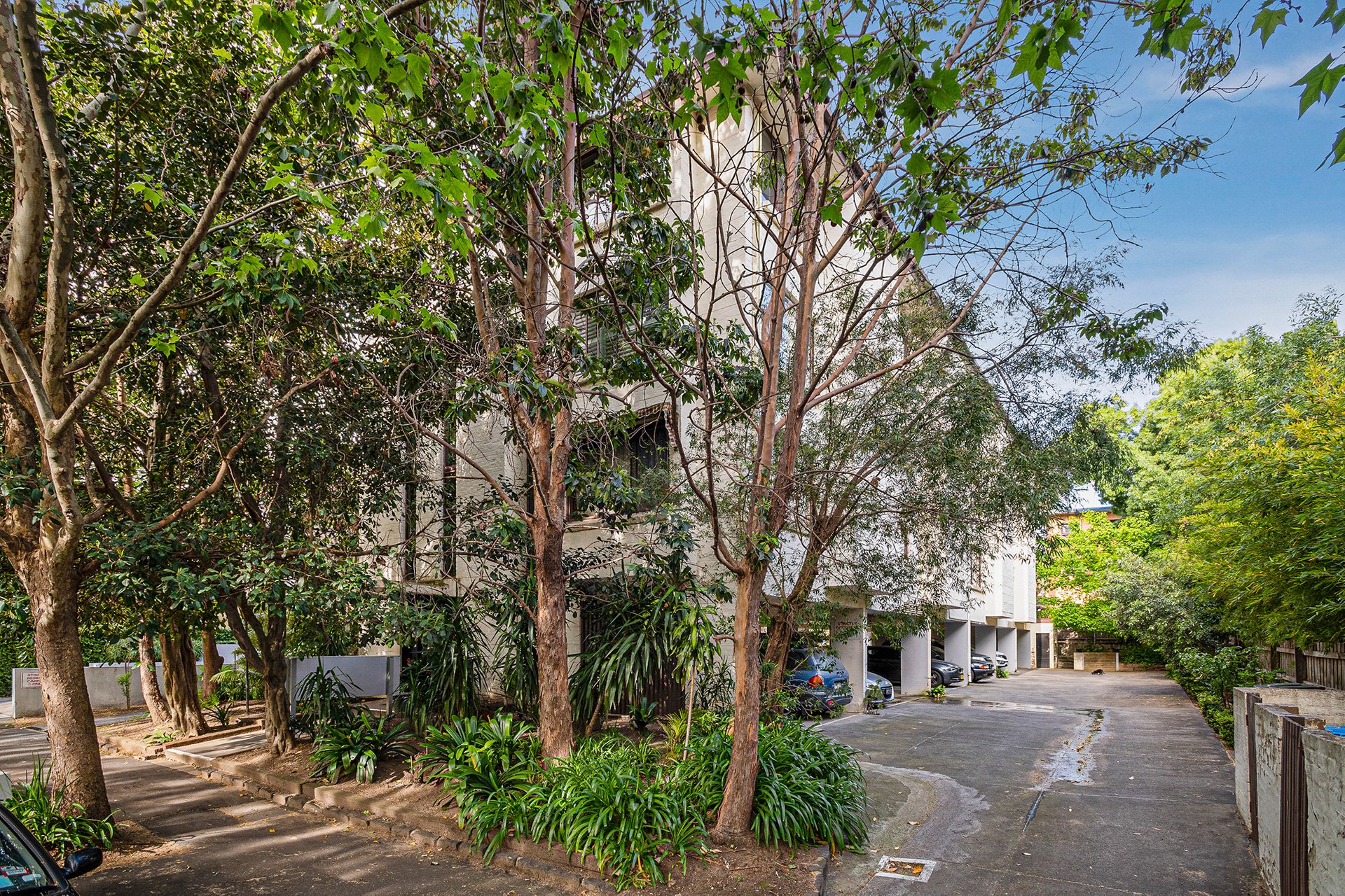 Property Gallery Thumbnail 2