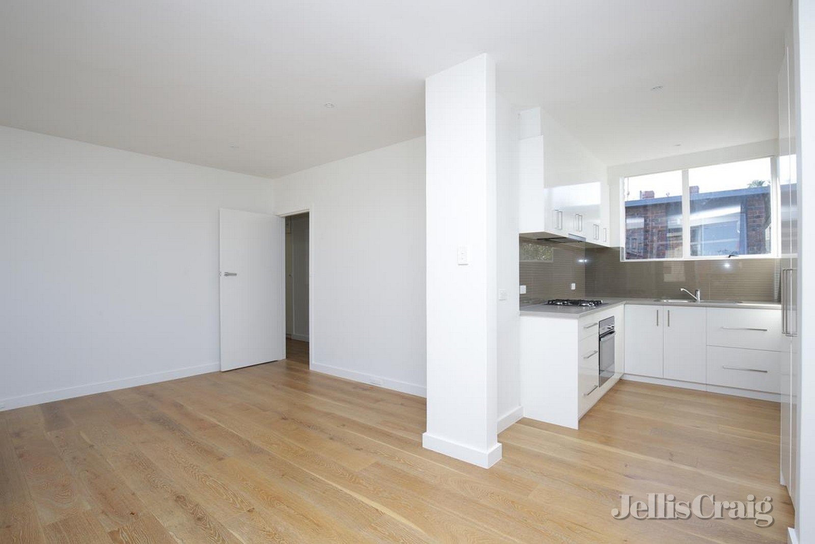 12/145 Walsh Street, South Yarra image 2