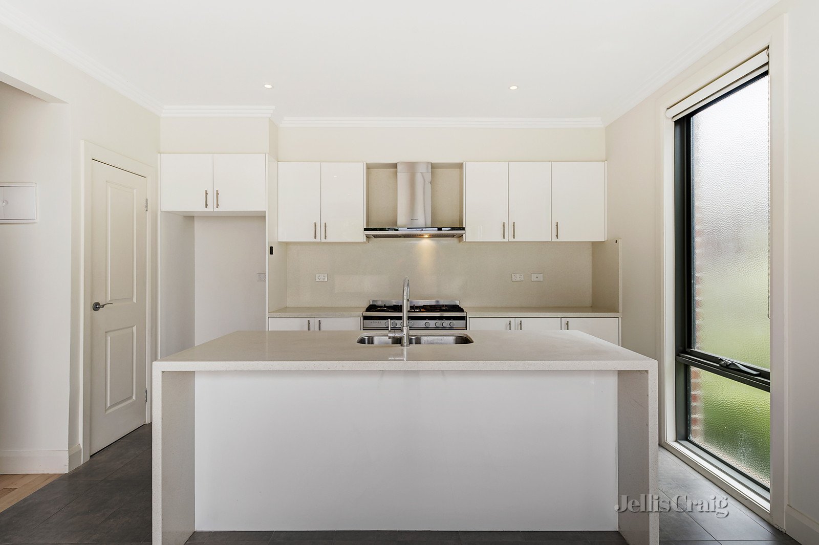 1/215 High Street, Templestowe Lower image 2