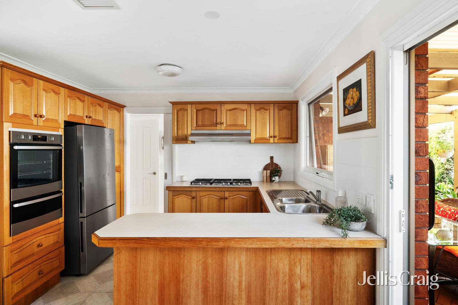 12/15A Wattle Grove, Mckinnon image 3