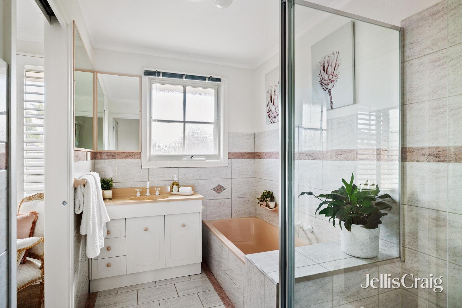 12/15A Wattle Grove, Mckinnon image 9