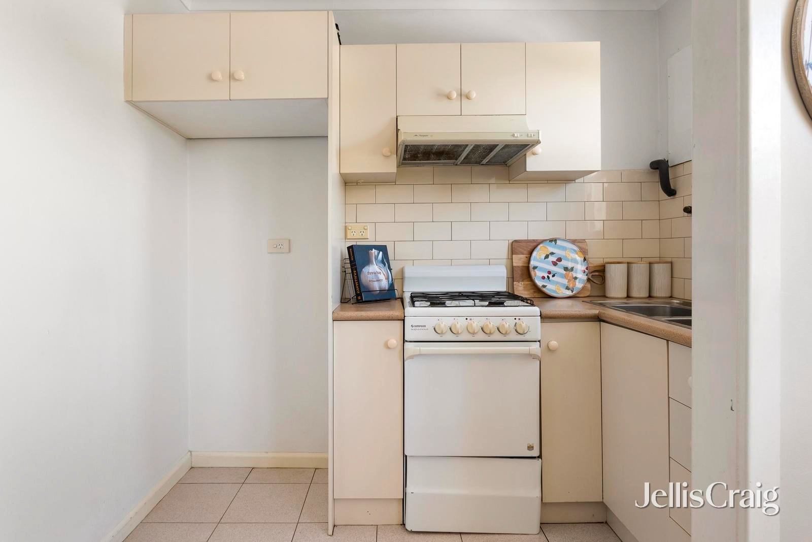 12/16 Westgarth Street, Northcote image 3