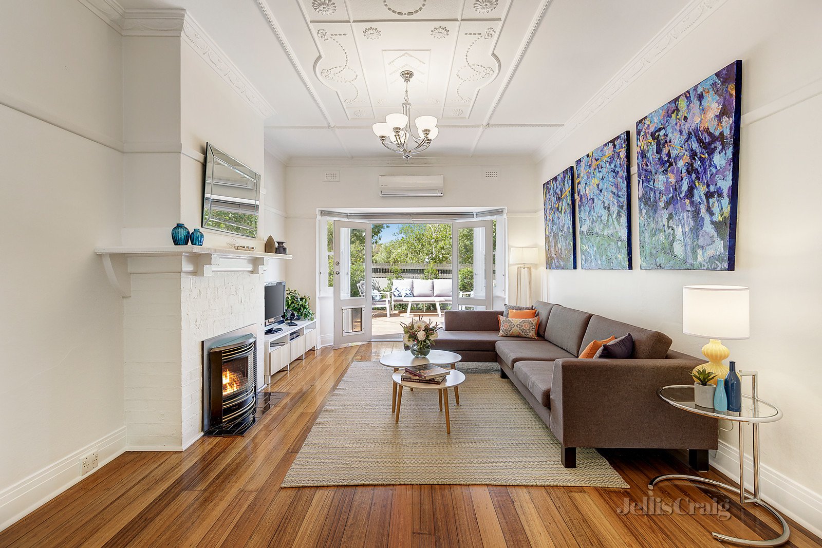 1/217 Dandenong Road, Prahran image 2