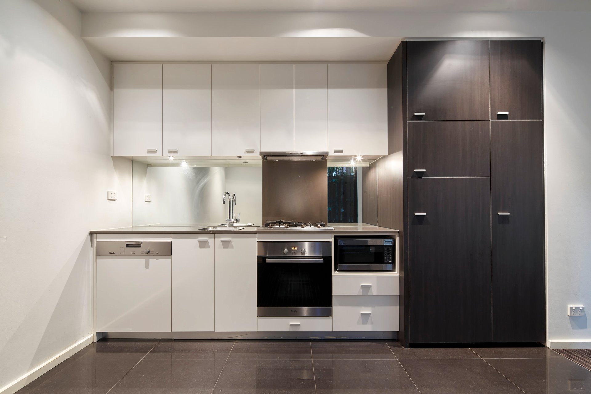 Property Gallery Thumbnail 10