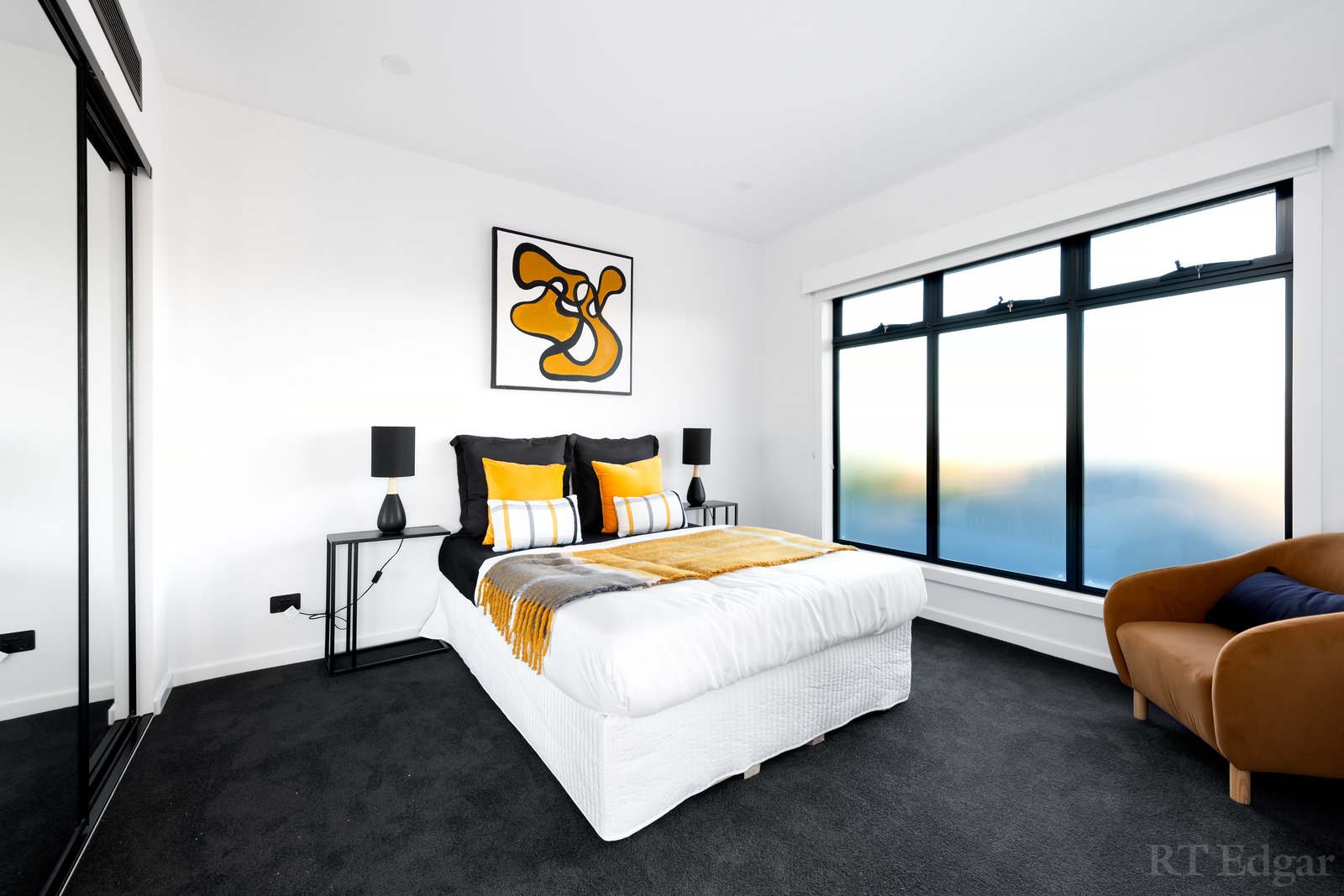Property Gallery Thumbnail 17