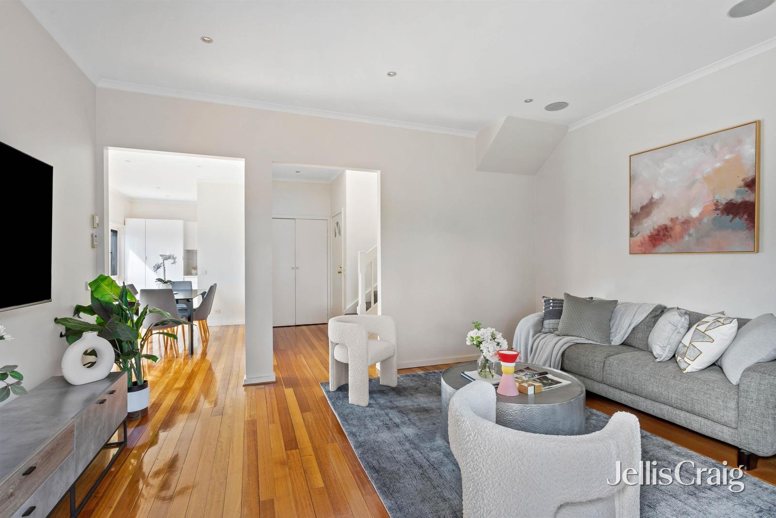 1/218 Warrigal Road, Oakleigh South image 3