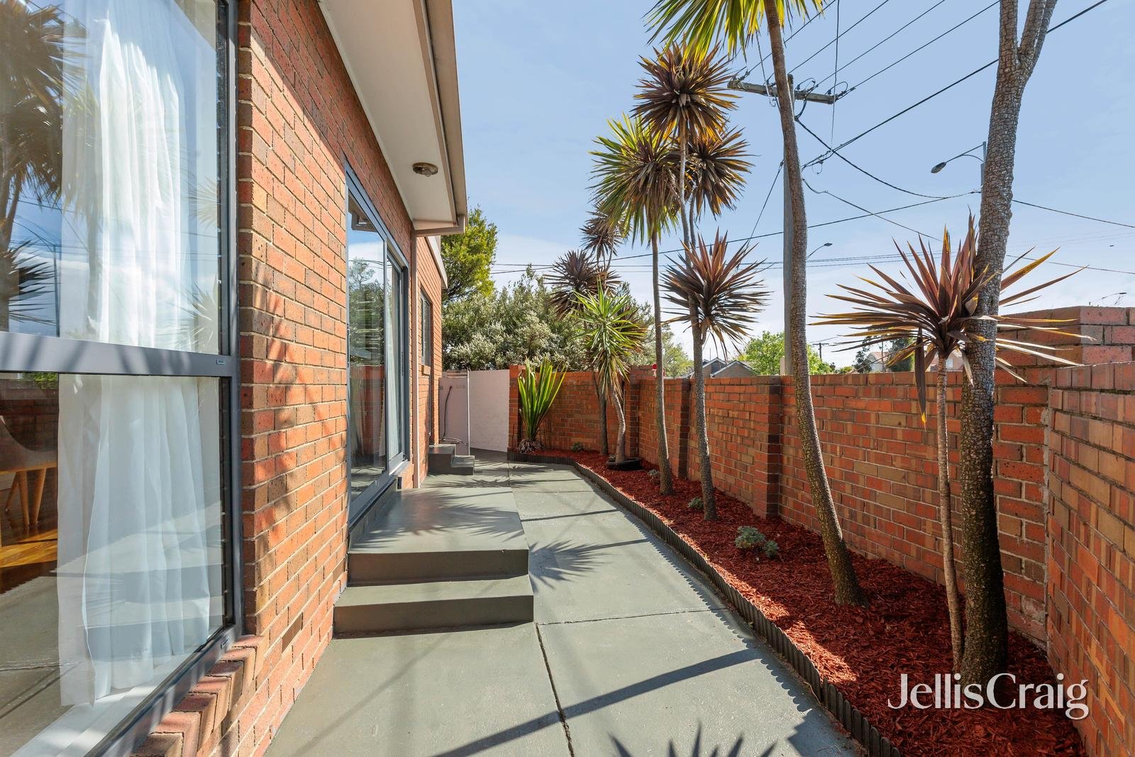 1/218 Warrigal Road, Oakleigh South image 10