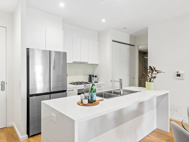 Property Gallery Thumbnail 3