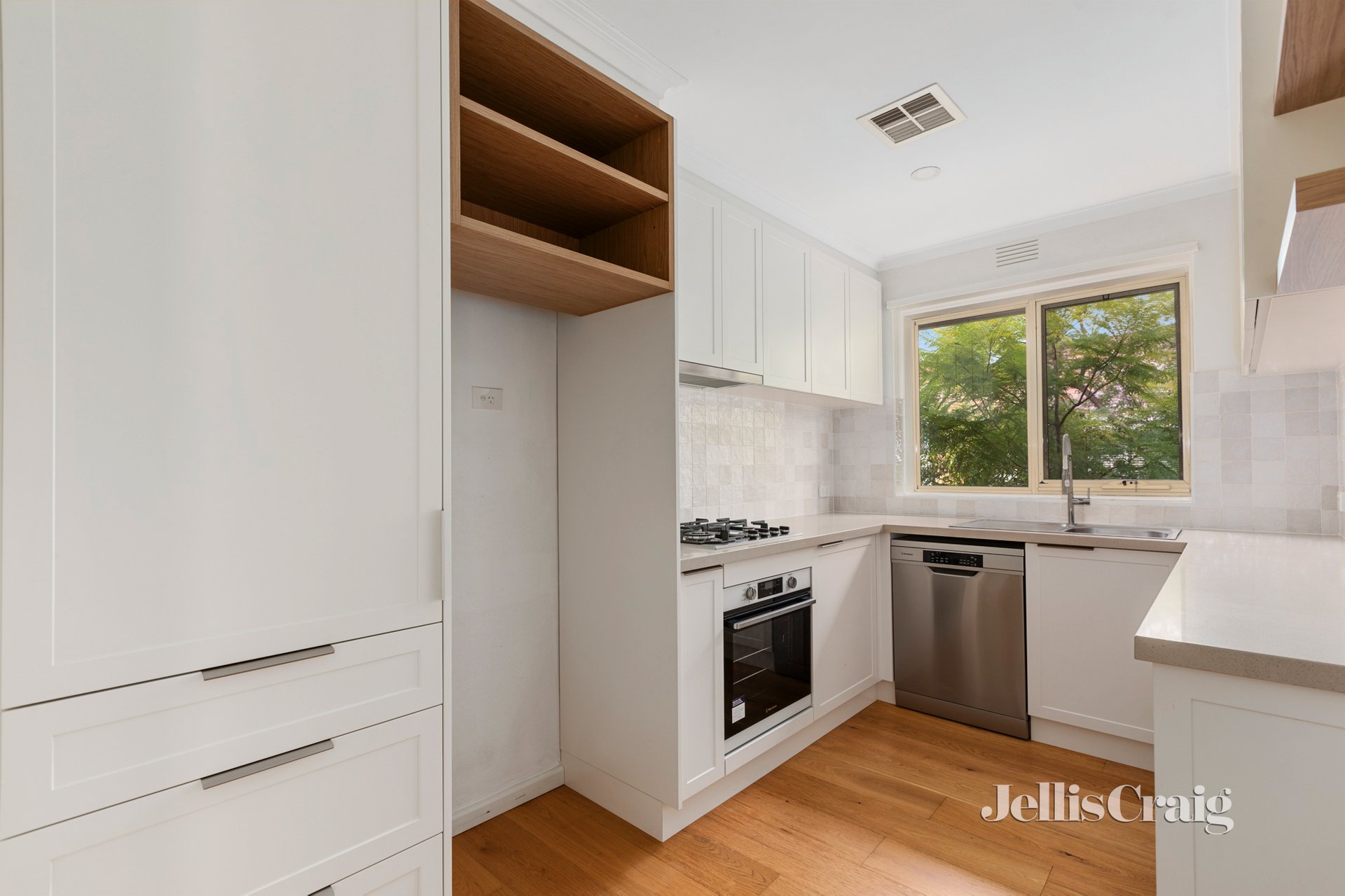 12/19 Mercer Rd, Armadale image 2