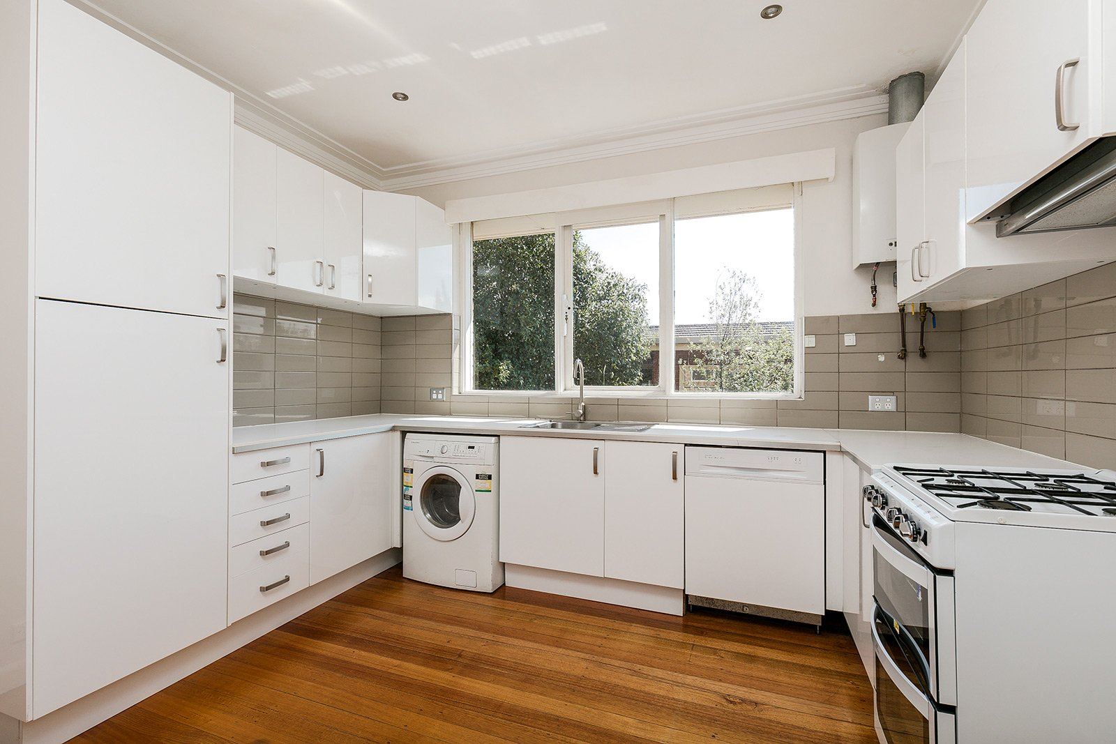 Property Gallery - Main Image