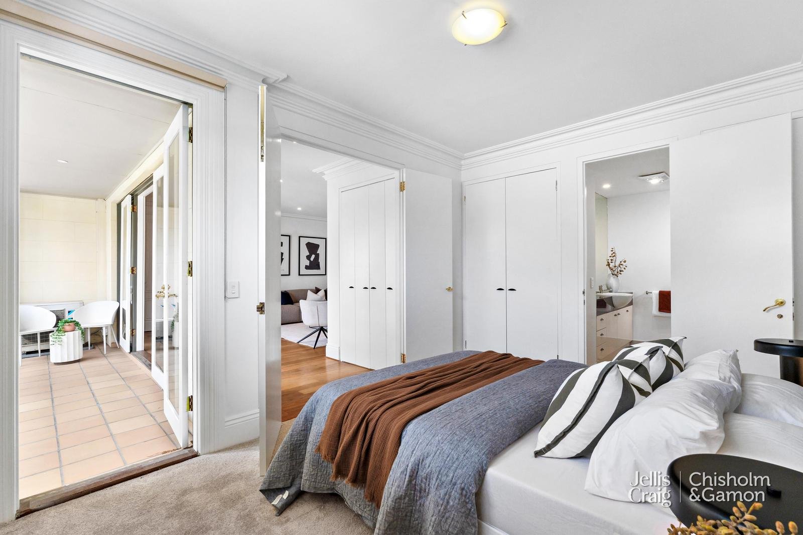 12/1a Hartpury Avenue, Elwood image 8