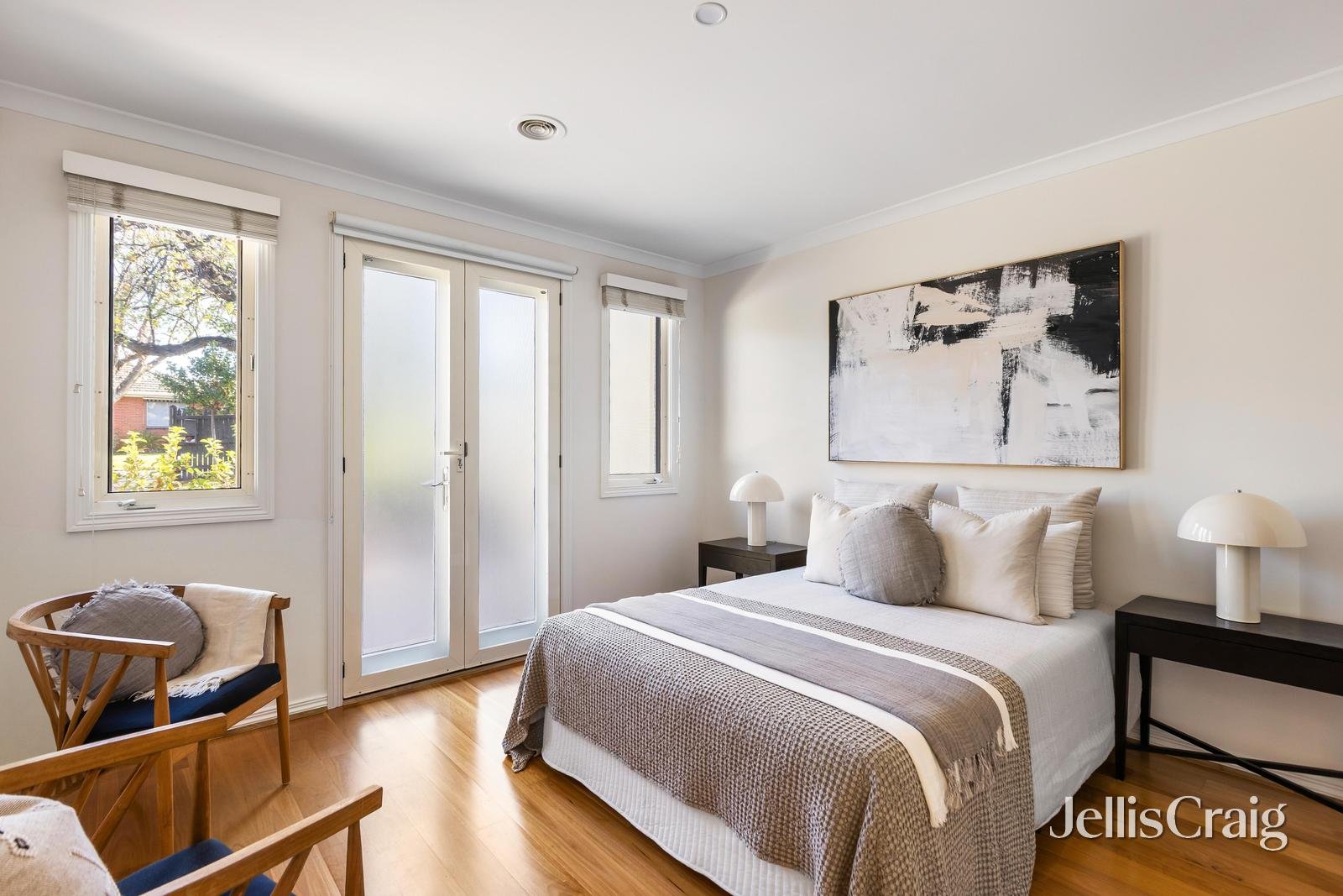 121a Through Road, Camberwell image 9