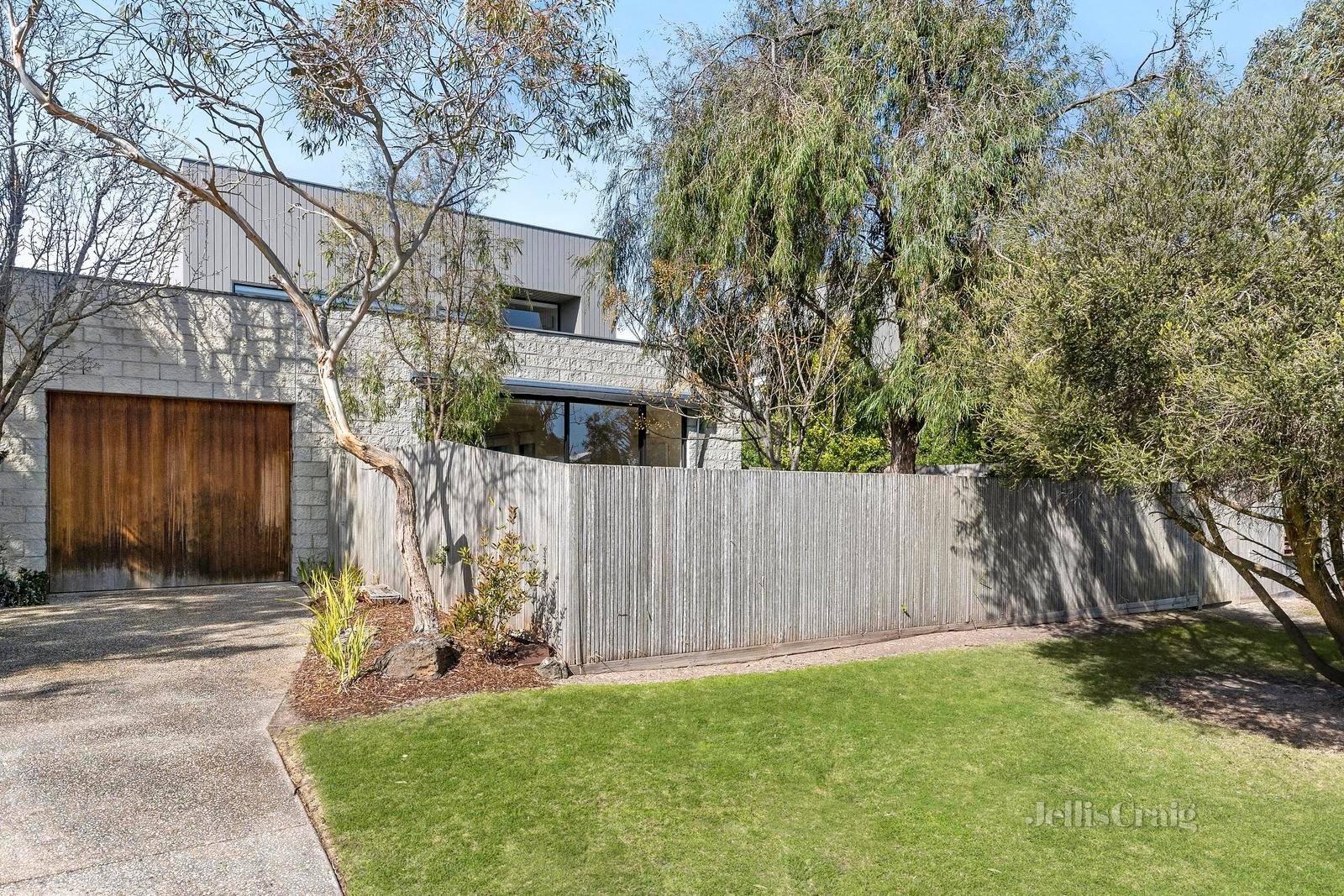 1/22-24 Grove Road, Barwon Heads image 2