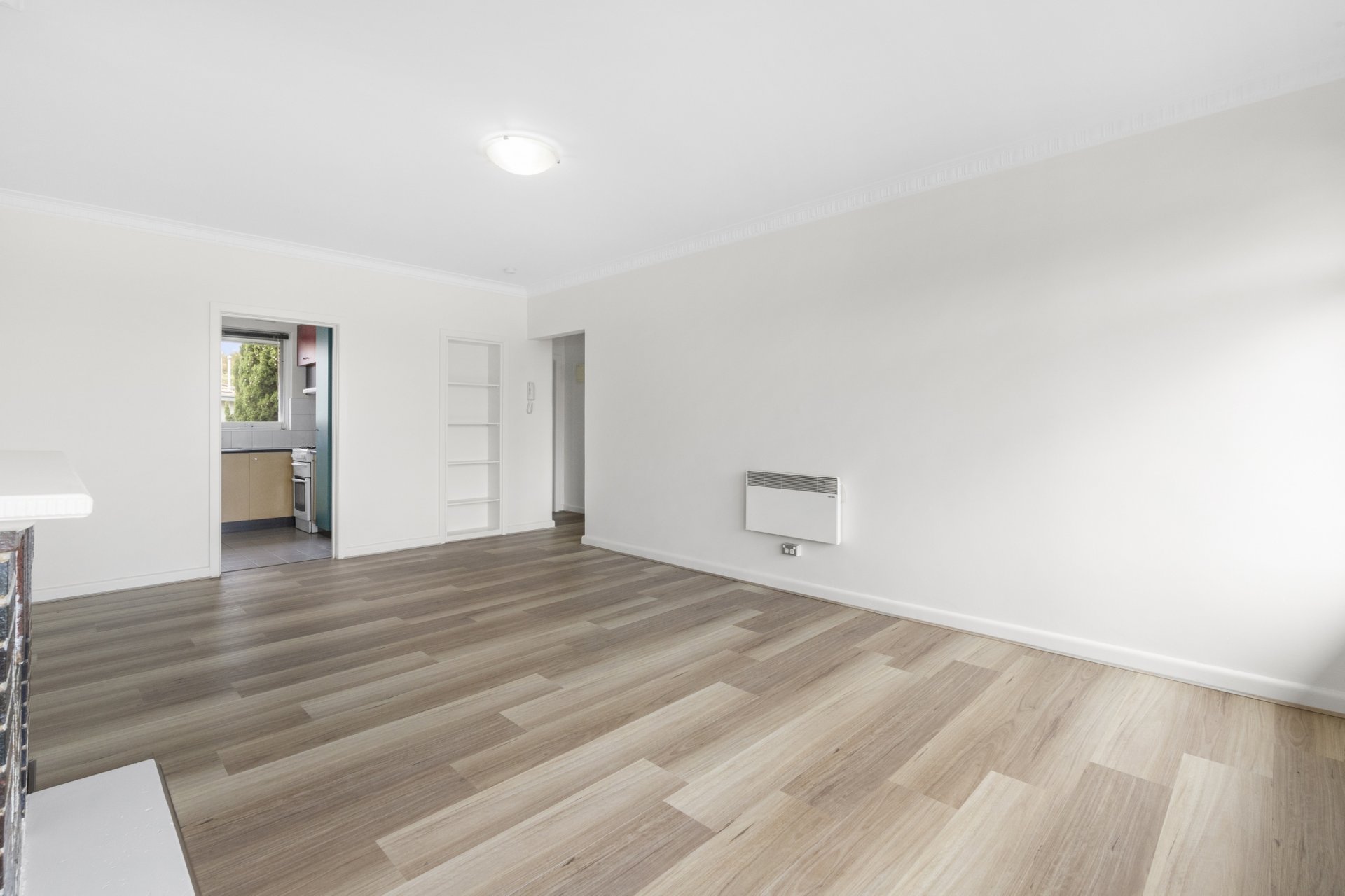 12/2-4 McArthur Street, Bentleigh image 3