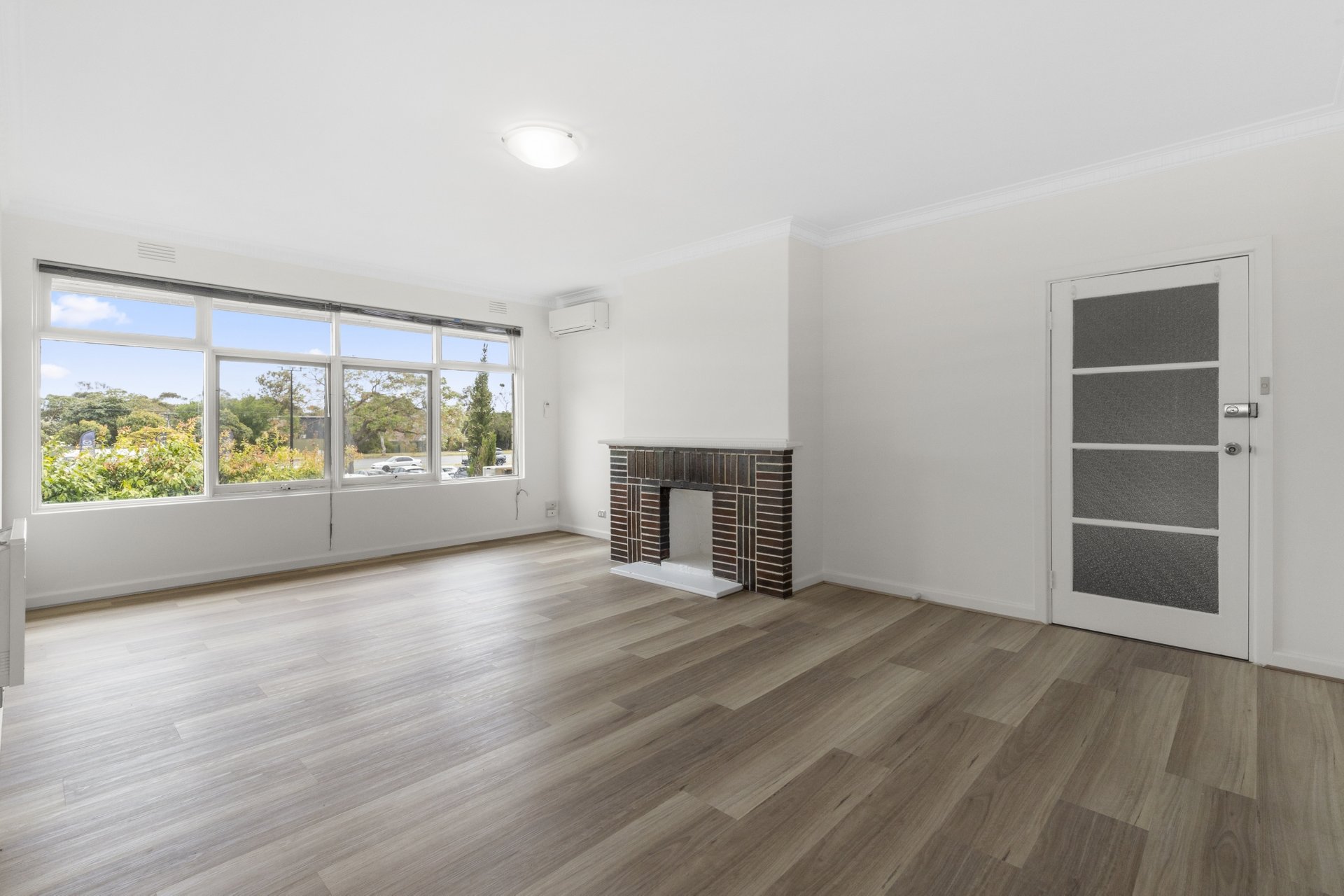 12/2-4 McArthur Street, Bentleigh image 4