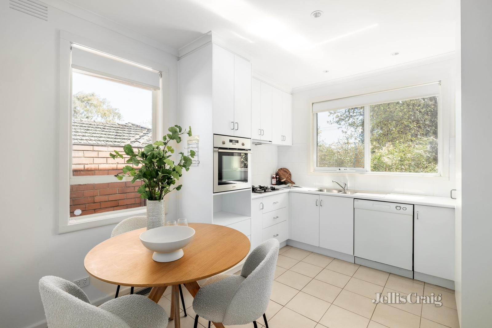 1/22 Allambee Avenue, Camberwell image 2