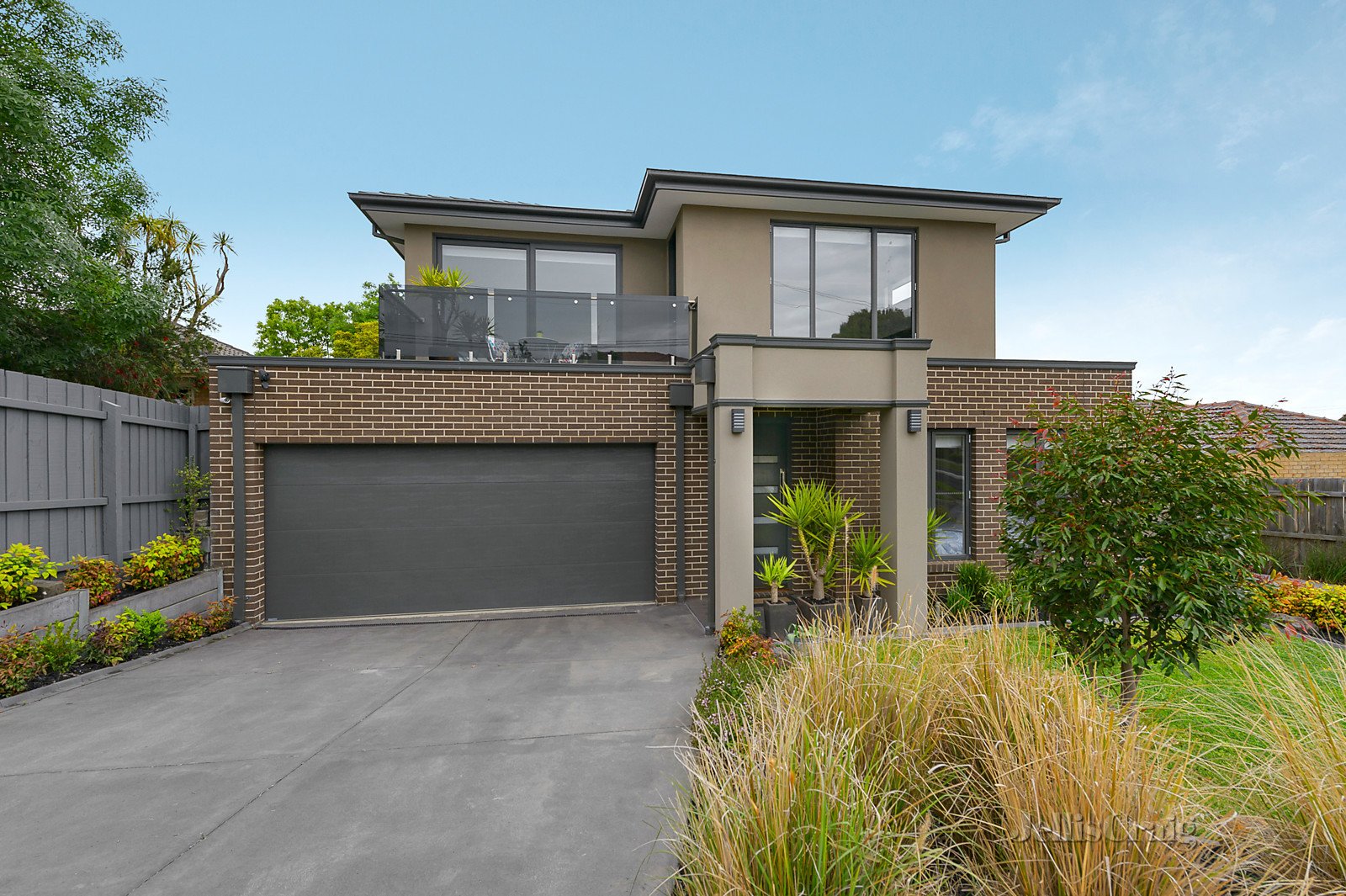 1/22 Amdura Road, Doncaster East image 1