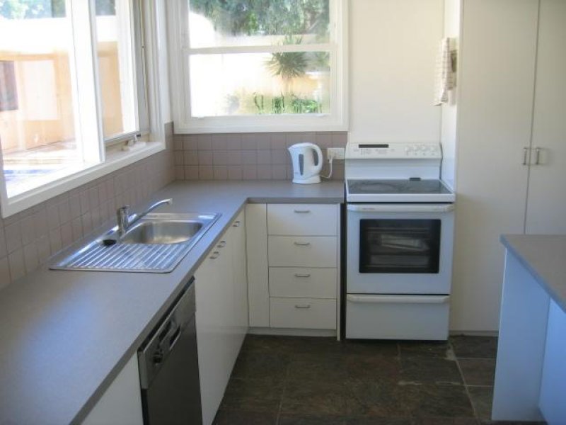 Property Gallery Thumbnail 8