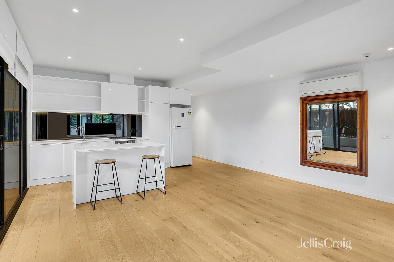 1/22 Barkly Street, Brunswick&nbsp;East image 3