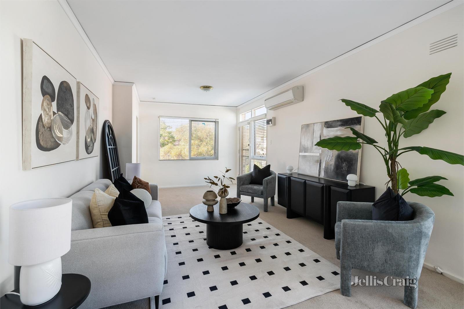 12/2 Edgar Street, Glen Iris image 1