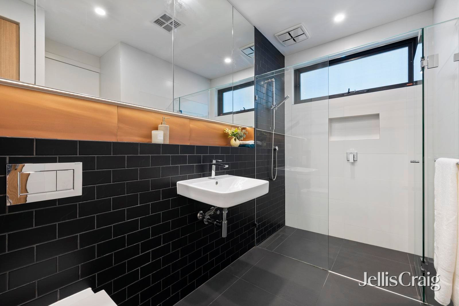 1/22 Francesco Street, Bentleigh&nbsp;East image 9