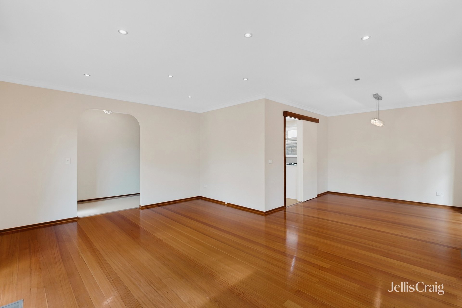 1/22 Jasper Road, Bentleigh image 6