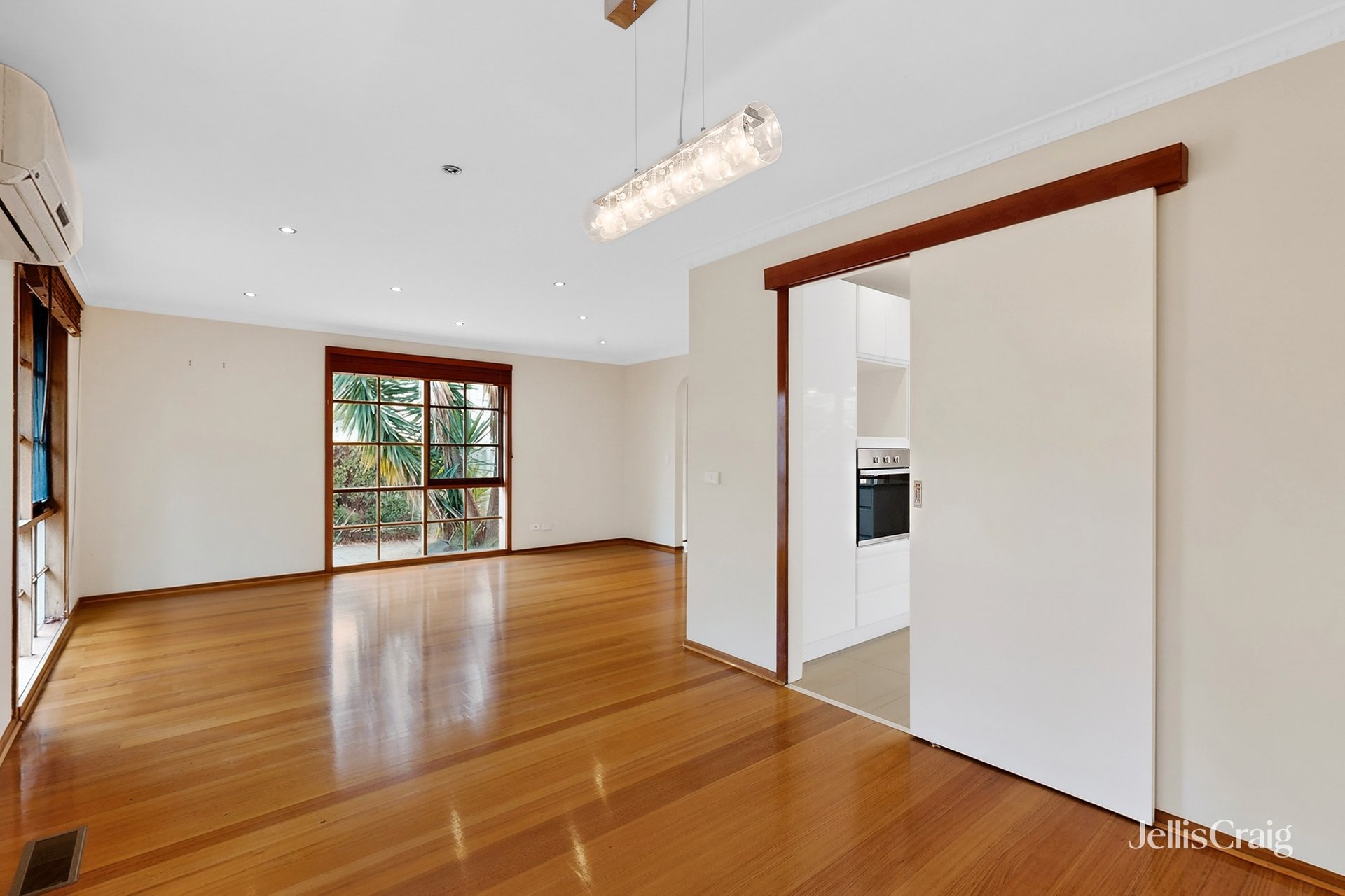 1/22 Jasper Road, Bentleigh image 5