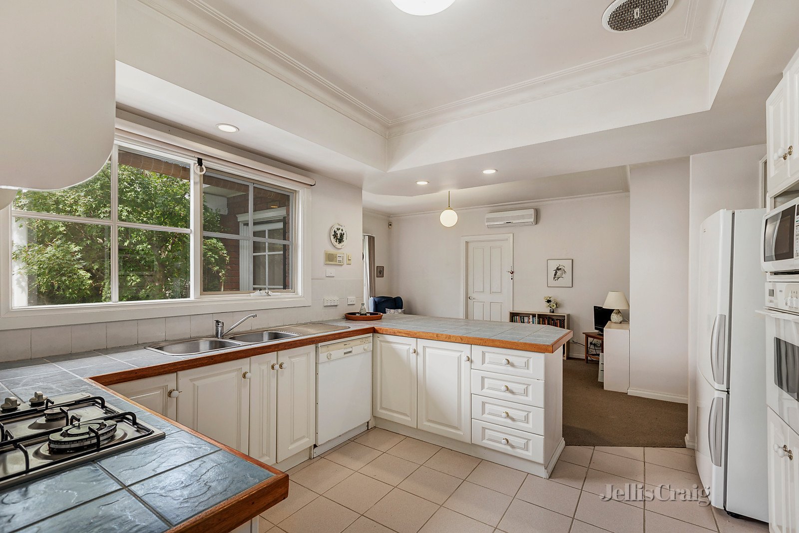 1/22 Kalang Road, Camberwell image 4