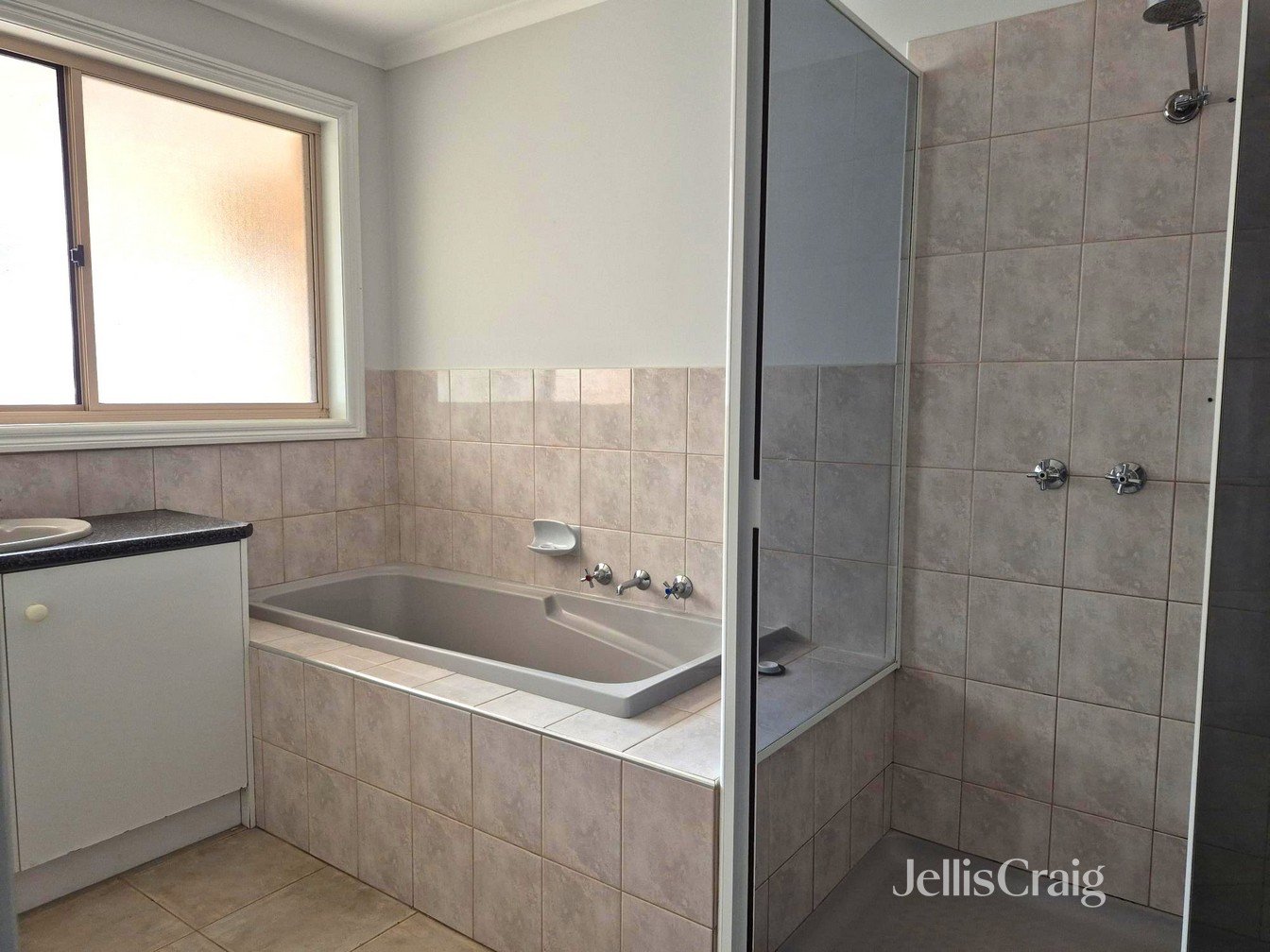 1/22 McIntyre Drive, Altona image 8