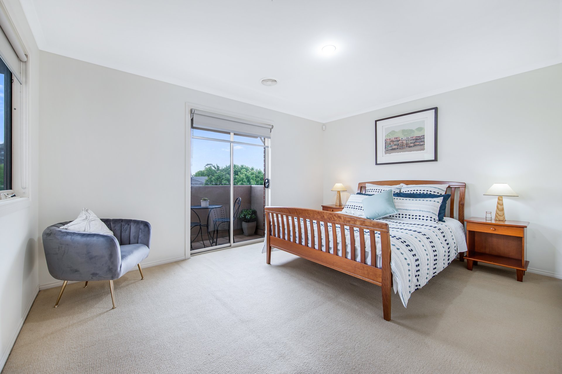 12/2 McKelvie Court, Glen Waverley image 6